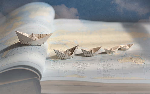 five white paper boats, boats, ships, paper, origami, HD wallpaper HD wallpaper