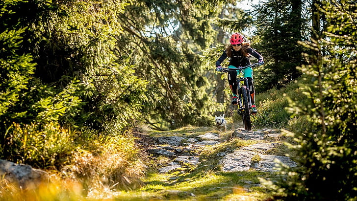 mountain bikes, women with bikes, helmet, bicycle, HD wallpaper