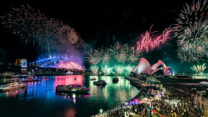 отражение, ночь, мост, город, огни, зеленый, люди, праздник, толпа, салют, Австралия, порт, шоу, Сидней, фейерверк, набережная, мегаполис, ночное небо, туристы, вид, Гранд, Оперный театр, лодки, HD обои