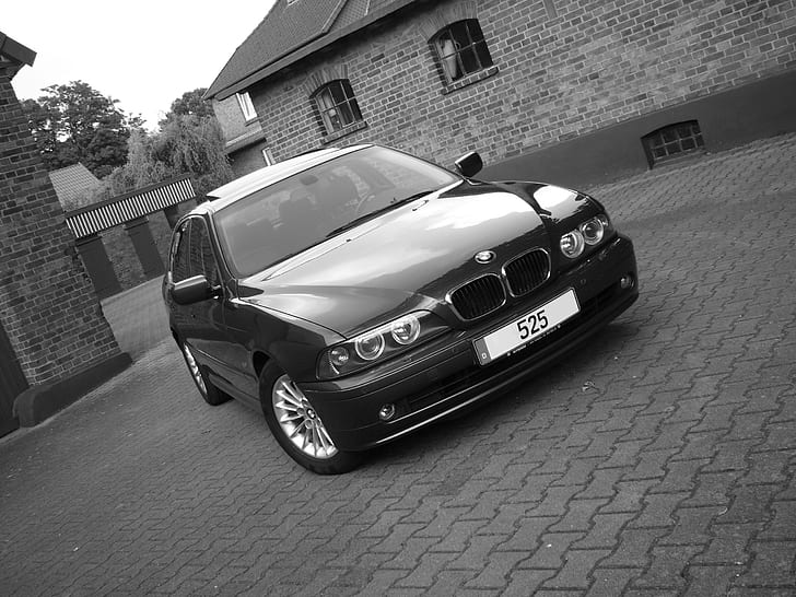 Voiture noire, BMW 525, Parking, voiture noire, BMW 525, parking, Fond d'écran HD