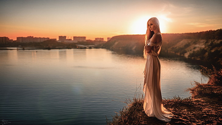 блондинка, Георги Чернядиев, жени, модел, дълга коса, вода, 2015 (Година), жени на открито, слънчева светлина, рокля, голи рамене, HD тапет