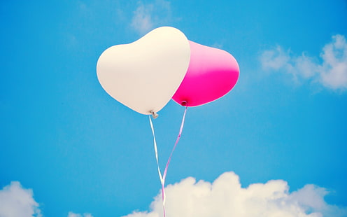 Сърдечни балони на небето, два розови и бели балона във формата на сърце, Любов,, розово, бяло, небе, сърце, балон, HD тапет HD wallpaper