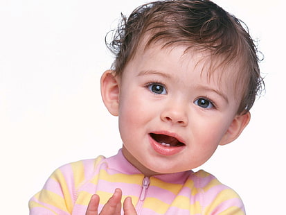 Mignon petit garçon avec deux tith HD Photo, joli bébé, enfants, Fond d'écran HD HD wallpaper