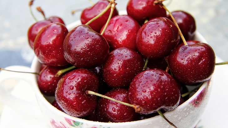 bowl of cherries, cherry, plate, berries, ripe, HD wallpaper