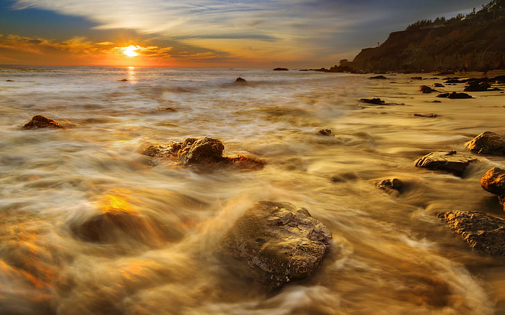 岩石サンセットオーシャンビーチ日光HD、自然、海、夕日、ビーチ、日光、岩、石、 HDデスクトップの壁紙
