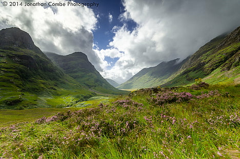 зеленые горы в дневное время, горы, день, время, Шотландия, пейзажи, свет, Сигма, Никон, гора, природа, пейзаж, на открытом воздухе, трава, пейзажи, лето, холм, луг, пеший туризм, долина, горный пик, путешествия, зеленый цвет, скалы - Объект, HD обои HD wallpaper