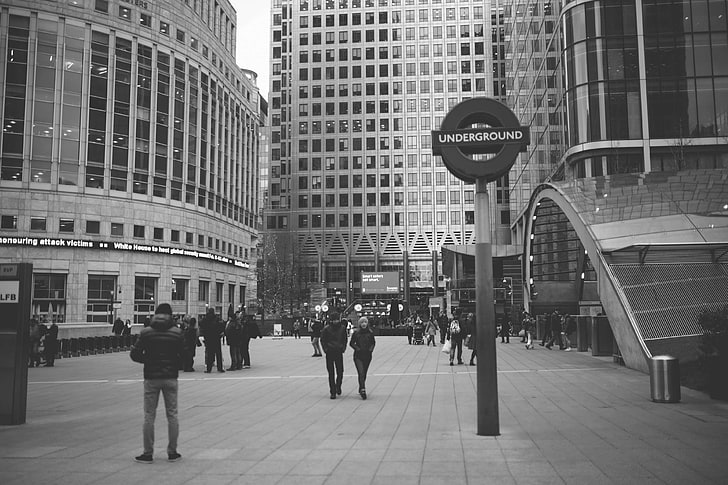 bw, buildings, canary warf, london, people, skycrappers, underground, waiting, HD wallpaper