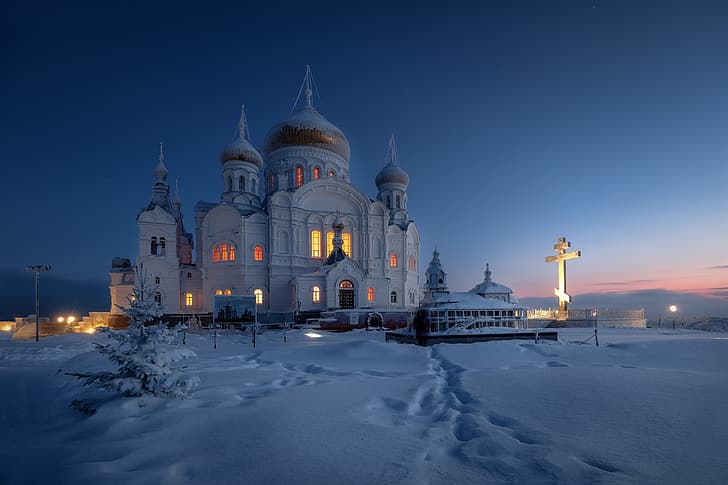 winter, snow, sunset, traces, cross, temple, Russia, dome, Perm Krai, White mountain, Belogorsky Nicholas monastery, Holy cross Cathedral, Andrei, HD wallpaper