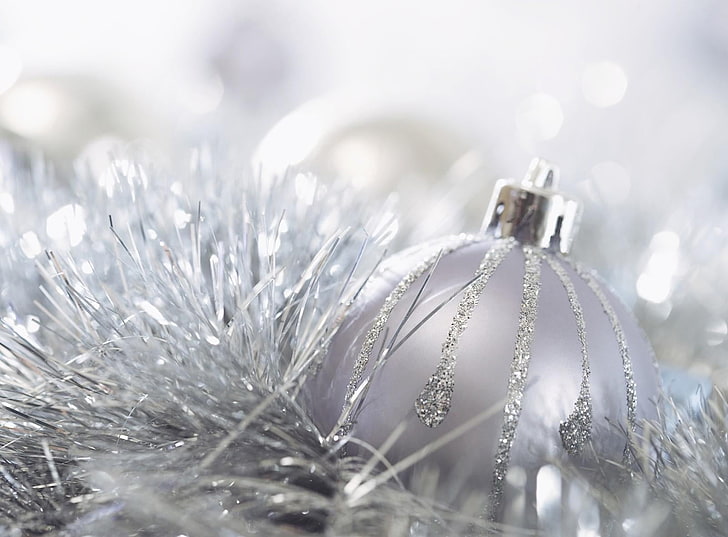 pallina d'argento, decorazioni natalizie, palla, glitter, tinsel, argento, Sfondo HD