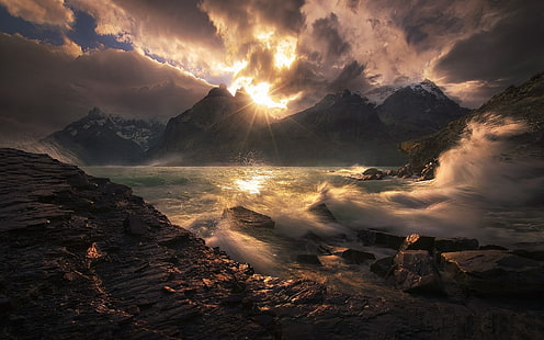 zbiornik wodny i białe chmury, krajobraz, przyroda, zachód słońca, góry, wiatr, jezioro, Torres del Paine, Chile, niebo, chmury, zaśnieżony szczyt, Tapety HD HD wallpaper