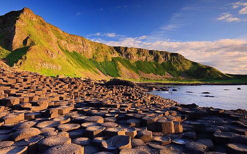nature, landscape, water, sea, Giant's Causeway, Ireland, stones, rock formation, mountains, clouds, HD wallpaper HD wallpaper