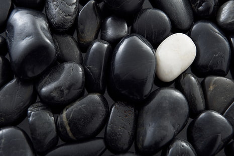black rock lot, white, pebbles, stones, black, HD wallpaper HD wallpaper