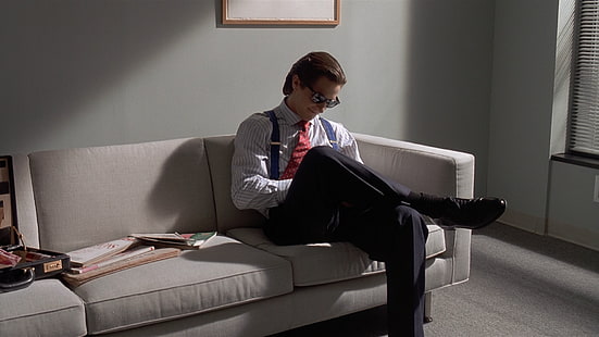 Amerikanischer Psycho, Couch, Christian Bale, HD-Hintergrundbild HD wallpaper