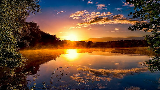 พระอาทิตย์ขึ้นสะท้อนธรรมชาติท้องฟ้าน้ำรุ่งอรุณตอนเช้าทะเลสาบแสงแดดขอบฟ้า, วอลล์เปเปอร์ HD HD wallpaper