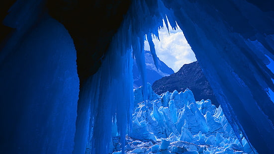 синя и бяла абстрактна живопис, природа, пейзаж, зима, лед, сняг, ледници, планини, пещера, лед, облаци, HD тапет HD wallpaper