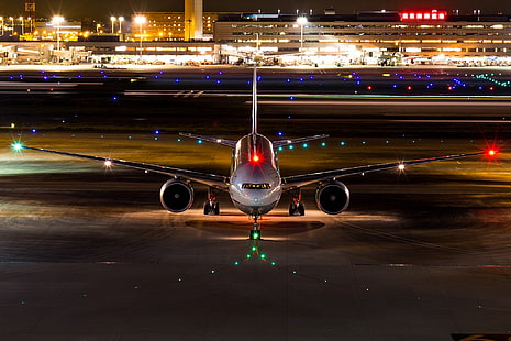 الليل ، الأضواء ، المطار ، بوينج 777-300ER، خلفية HD HD wallpaper