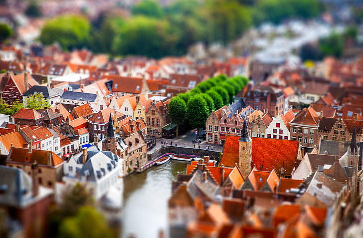 modello pressofuso del villaggio, fotografia con tilt shift di case sul tetto rosse, grigie e marroni, tilt shift, Bruges, Belgio, città, paesaggio urbano, edilizia, architettura, Sfondo HD