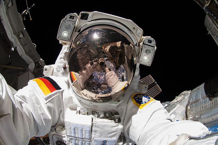 Alexander Gerst, astronauta, Tierra, Estación Espacial Internacional, Selfies, espacio, Fondo de pantalla HD