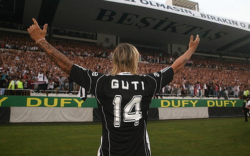 czarno-biała koszulka z dżerseju Adidas, Guti Haz., Inönü Stadium, Besiktas J.K., piłkarze, boiska piłkarskie, Tapety HD HD wallpaper