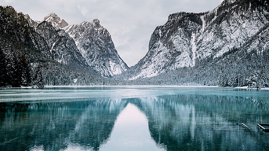 lago e montanhas, Itália, Toblacher See, lago, paisagem, montanhas, neve, pico nevado, HD papel de parede HD wallpaper
