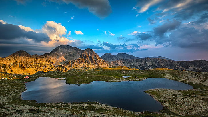 przyroda, krajobraz, góry, jezioro, skały, chmury, niebo, trawa, pole, woda, zachód słońca, góry Pirin, Bułgaria, Tapety HD