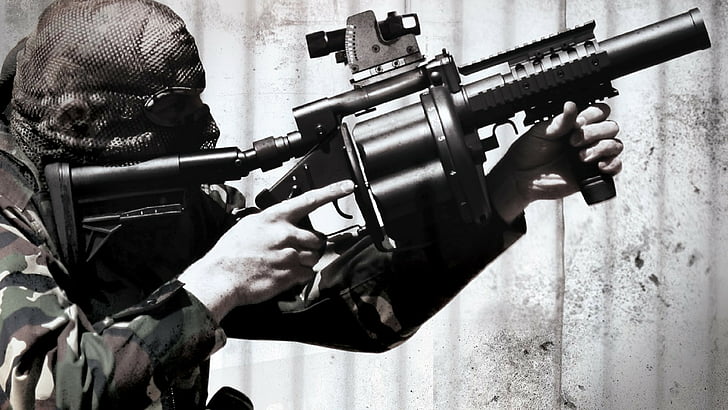 protetor de tela exército segurando sub-metralhadora, Milkor SuperSix MRGL, 40 mm, granada, sul-africano, HD papel de parede