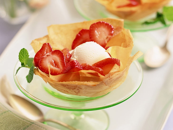 strawberry and ice cream, dessert, ice-cream, ball, strawberry, portion, laying, mint, HD wallpaper