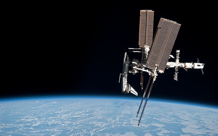 محطة الفضاء الدولية ، ISS ، مكوك الفضاء إنديفور ، الفضاء ، الأرض ، ناسا ، روسكوزموس، خلفية HD