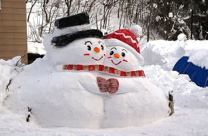 Muñecos de nieve, nieve, invierno, abrazo, Fondo de pantalla HD