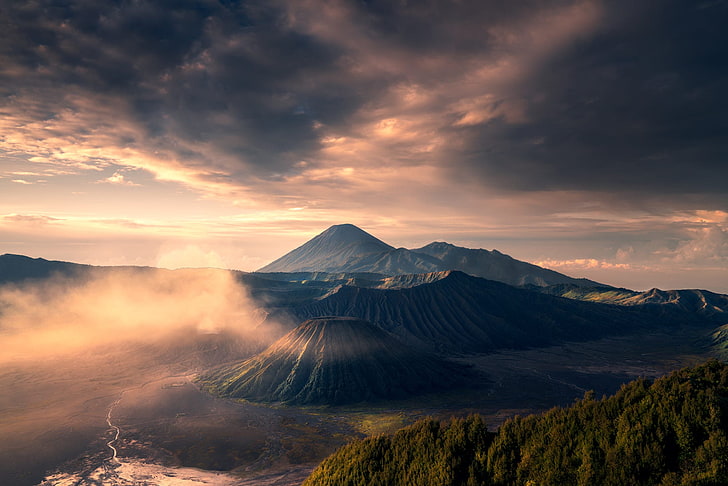 nature, landscape, Indonesia, volcano, mountains, hills, mist, sunrise, sky, Mount Bromo, HD wallpaper