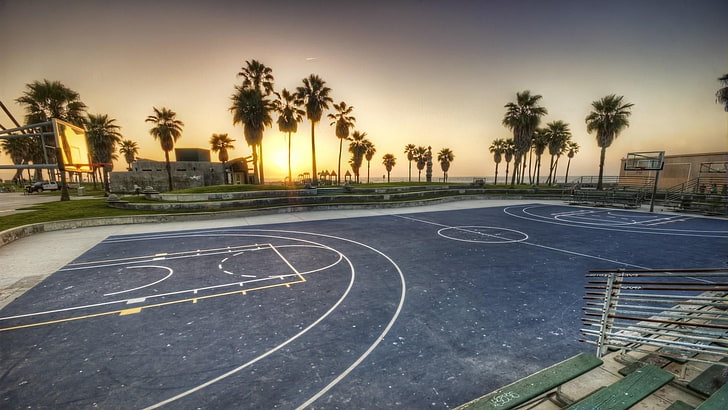 баскетбольная площадка цифровые обои, баскетбол, спорт, спорт, баскетбольная площадка, закат, HD обои