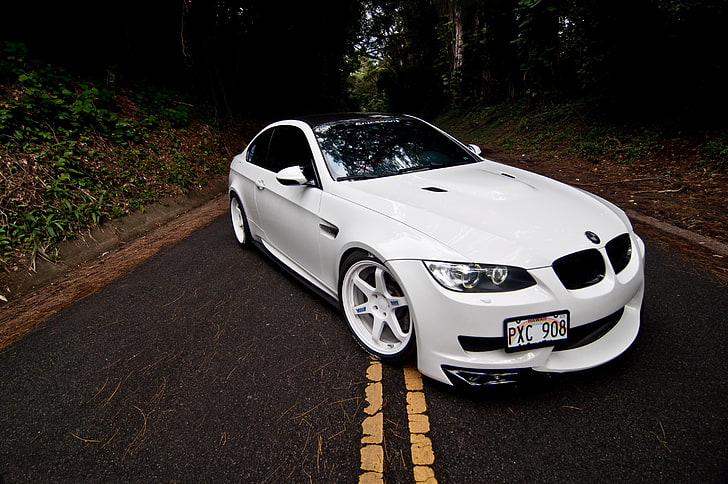 branco BMW E90 cupê, bmw, m3, e92, branco, cupê, capô, estrada, marcações, HD papel de parede