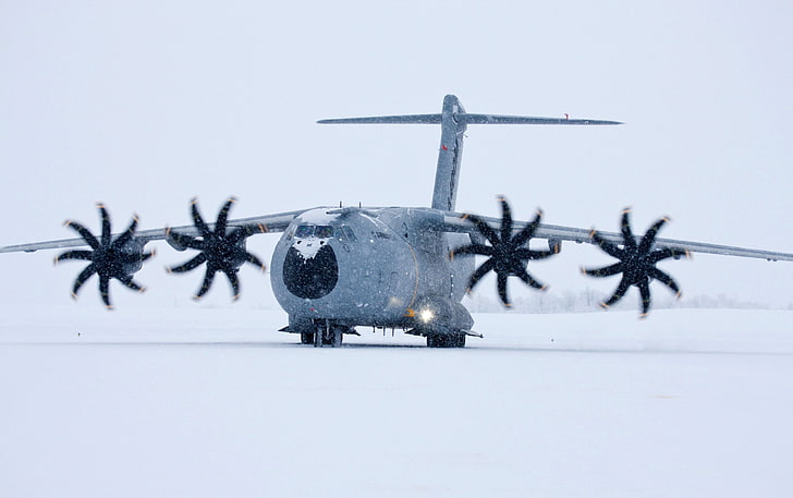 bingkai logam hitam dan abu-abu, Airbus A400M Atlas, pesawat militer, pesawat terbang, salju, Wallpaper HD