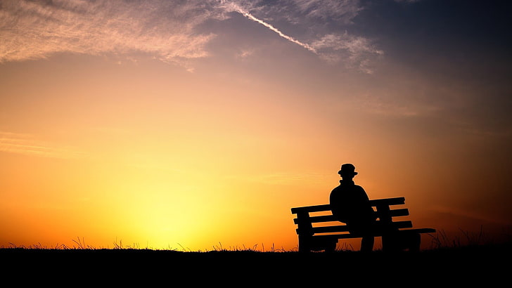 ベンチ写真、自然、日没、孤独、一人で、座って、雲に座っている人のシルエット写真、 HDデスクトップの壁紙
