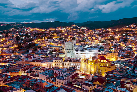 aerial view of city buildings during sun set, guanajuato, mexico, guanajuato, mexico, Guanajuato, Mexico, aerial view, city, buildings, sun set, central america, backpacking, Nikon  D7000, blue hour, long exposure, silver, night, cityscape, architecture, famous Place, dusk, town, urban Skyline, sunset, urban Scene, HD wallpaper HD wallpaper