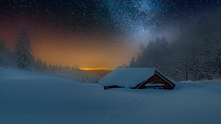 snowy, snow, nature, winter, freezing, sky, starry, milky way, light, night, starry sky, starry night, phenomenon, log cabin, darkness, house, HD wallpaper