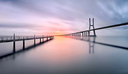 lanskap dermaga bayangan fotografi lisbon vasco da gama jembatan paparan lama portugal jembatan tenang matahari terbenam, Wallpaper HD HD wallpaper
