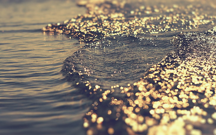 Spo d'acqua, foto ravvicinata dell'onda del mare, bokeh, acqua, onde, luce solare, riflessione, profondità di campo, Sfondo HD