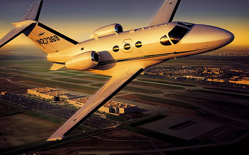 Cessna Citation Mustang sobre aeropuerto, sobre, mustang, cessna, cita, aeropuerto, aviones y aviones, Fondo de pantalla HD HD wallpaper