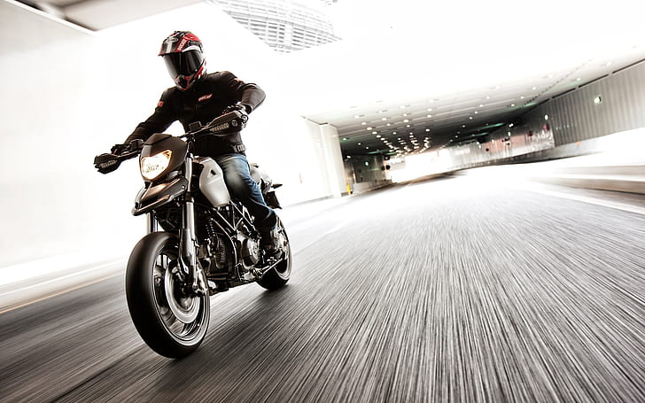 Ducati Motorcycle Rider, ducati rider, rider guy, HD wallpaper