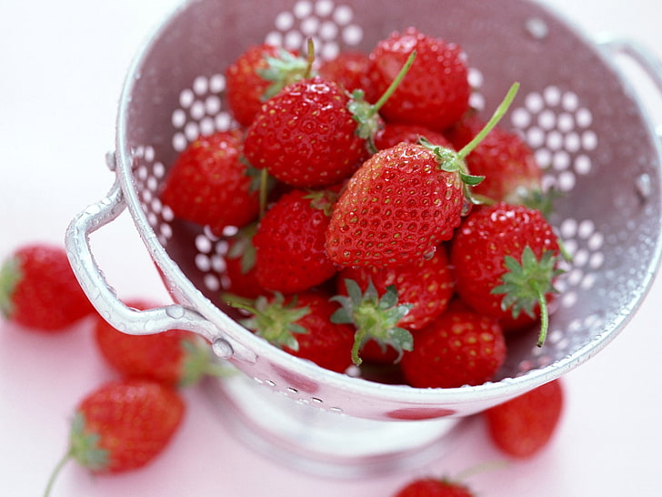 bowl of strawberries, strawberry, food, berries, delicious, HD wallpaper