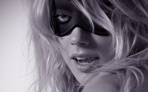 kvinnor, Amber Heard, mask, svartvit, tittar på betraktaren, öppen mun, ansikte, skådespelerska, HD tapet HD wallpaper