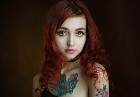 mulheres, rosto, retrato, fundo simples, tatuagem, ruiva, Olga Vishes, Maxim Maximov, HD papel de parede HD wallpaper