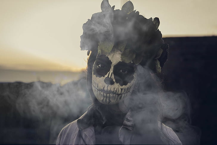ديا دي لوس مورتوس ، وجه جمجمة ، دخان ، نساء، خلفية HD
