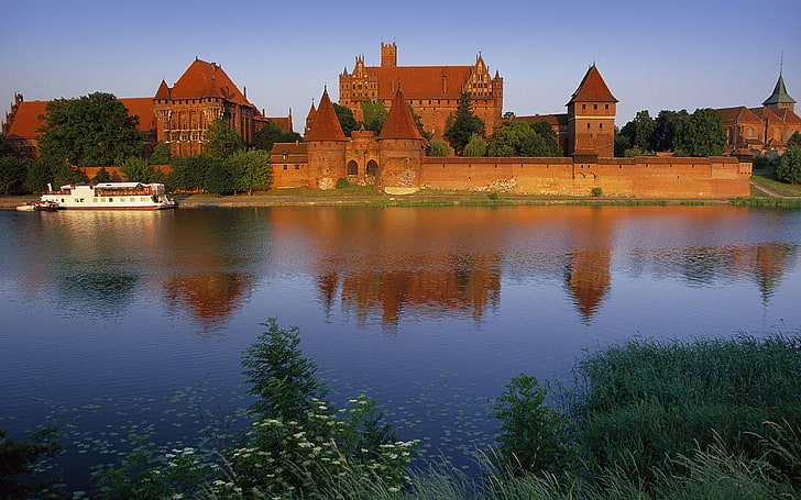 Châteaux, Château de Malbork, Château, Pologne, Fond d'écran HD