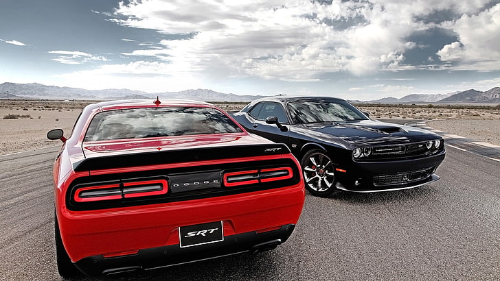dwa czerwono-czarne coupe Forda Mustanga, muscle cars, auto, Tapety HD