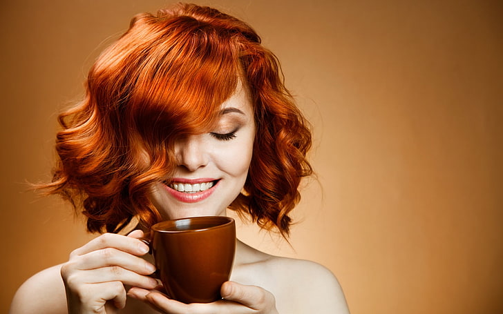 кафе, чаша, питие, лице, жени, момичета, коса, модели, настроение, червенокоси, усмивка, чай, жени, HD тапет