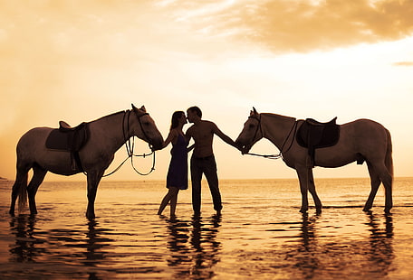pasangan, kuda, air, matahari terbenam, ciuman, cinta, laut, Wallpaper HD HD wallpaper
