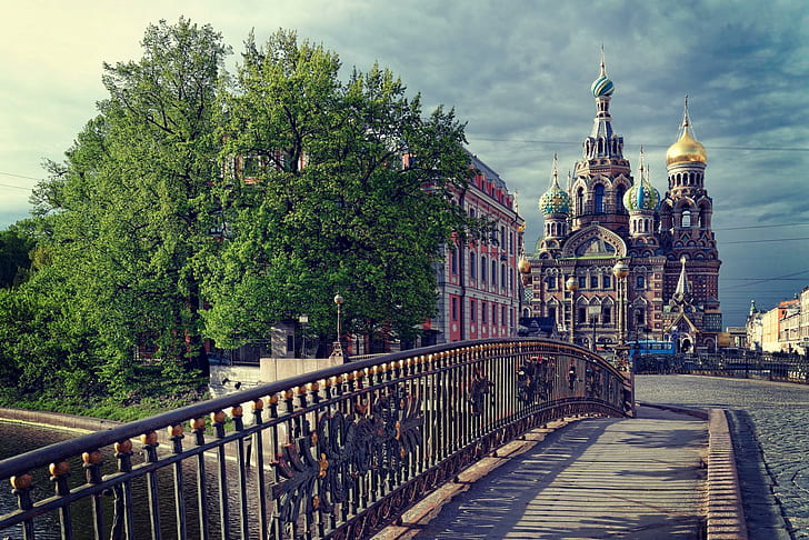 st petersburg, russia, temple, the savior on the spilled blood, dome, bridge, clouds, st petersburg, russia, temple, the savior on spilled blood, dome, bridge, clouds, HD wallpaper