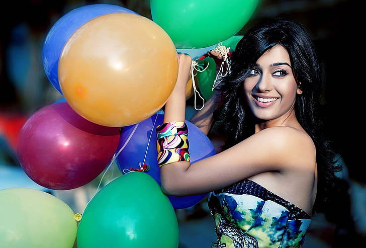 Amrita Rao With Baloon  Photoshoot, HD wallpaper